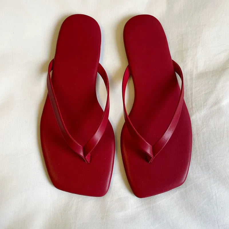 Manta-Ray | Fashionable Flat Sandals for Every Summer Occasion