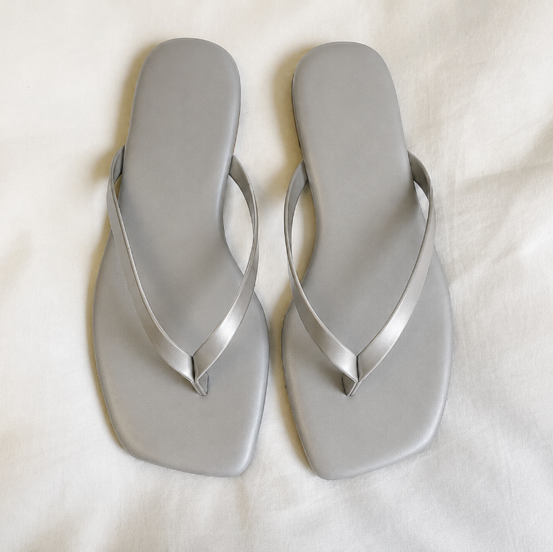 Manta-Ray | Fashionable Flat Sandals for Every Summer Occasion
